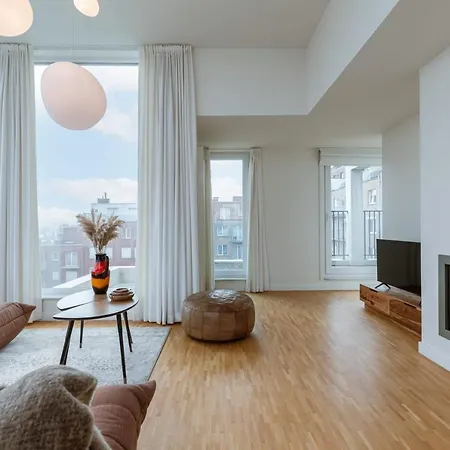 公寓 Beautiful High-quality With Private Terrace With A View To The Towers Of Bruges *