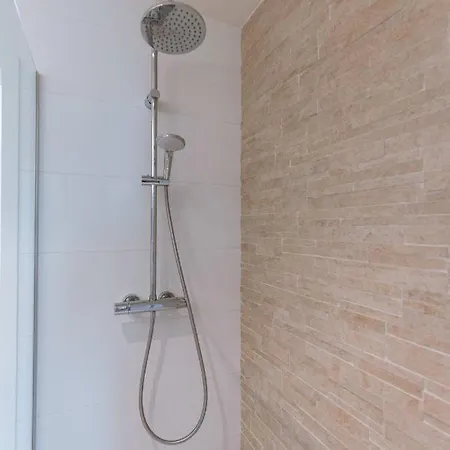 公寓 Beautiful High-quality With Private Terrace With A View To The Towers Of Bruges